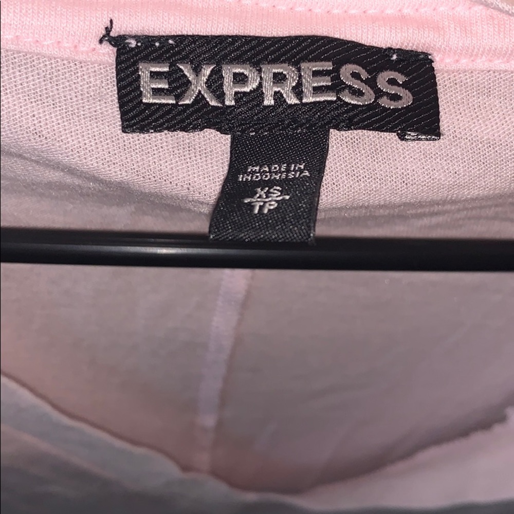 Light pink t-shirt - Picture 2 of 4